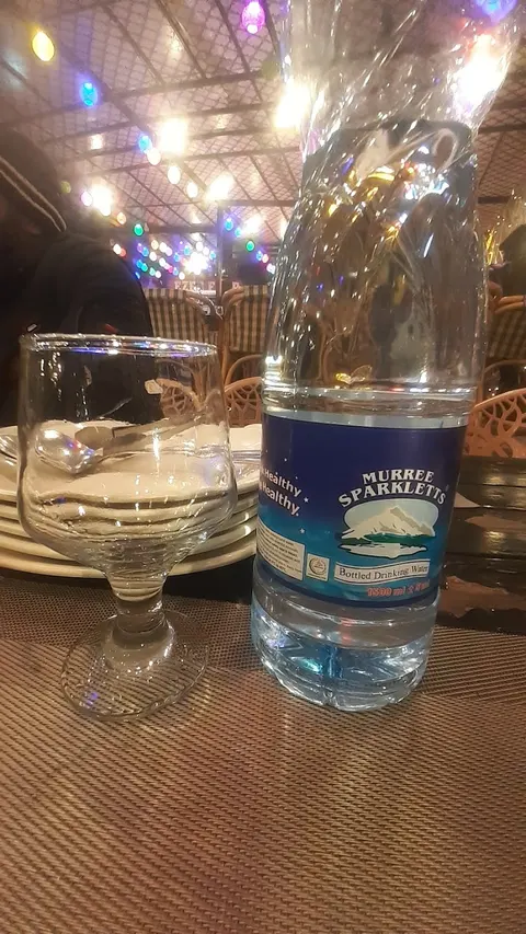 ezee fastfood in Mandi Bahauddin, Punjab
