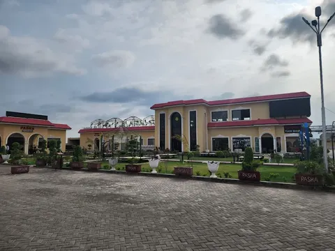 Pasha Restaurant in Khanewal, Punjab