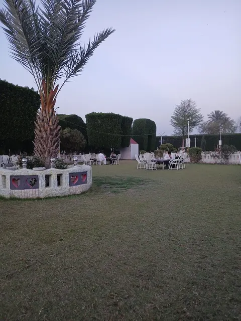 Mushtarka Balochistan Family Restaurant in Lodhrān, Punjab