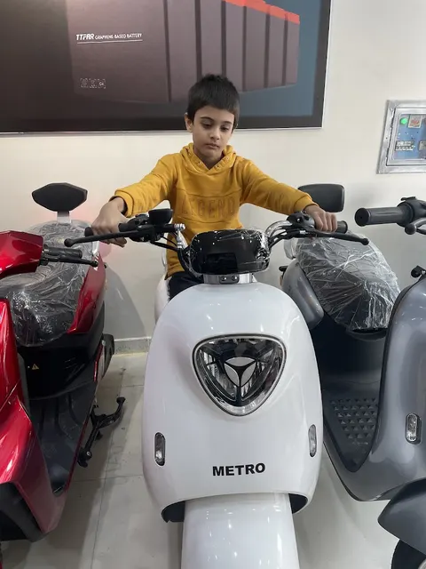 Metro Lyallpur EVs in Faisalabad, Punjab