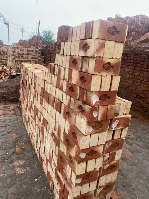 Niazi Bricks (Bhatta Special) in Lahore, Punjab