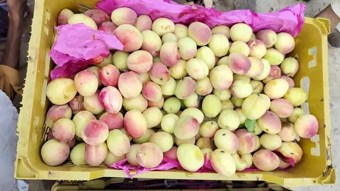 Sabzi Mandi Lodhran in Lodhrān, Punjab