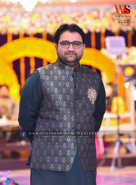 Bashir Tailors & B.T Garments in Sadiqabad, Punjab