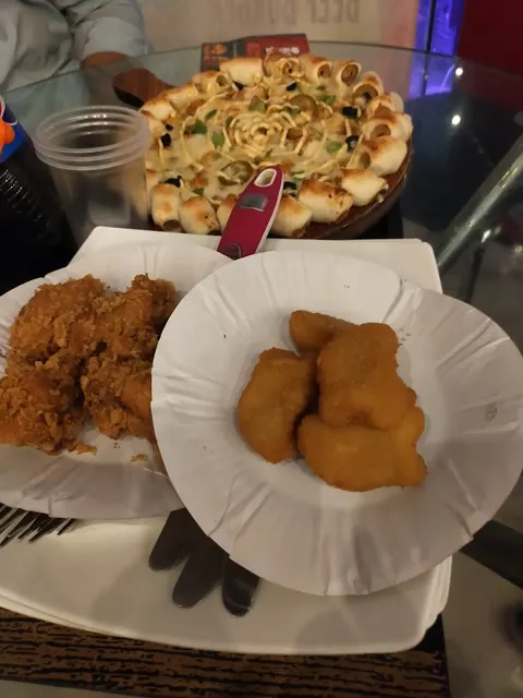 Pizzaneo Food Club - Near Gourmet Baker Zainab Mall usman commercial center Lodhran in Lodhrān, Punjab