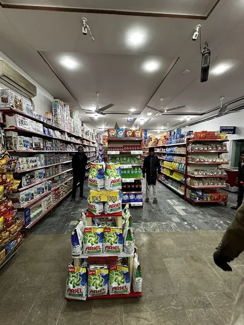 Noor Rice Cash & Carry Gojra in Gojra, Punjab