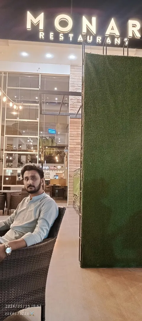 Monar Restaurant in Mīrpur Khās, Sindh