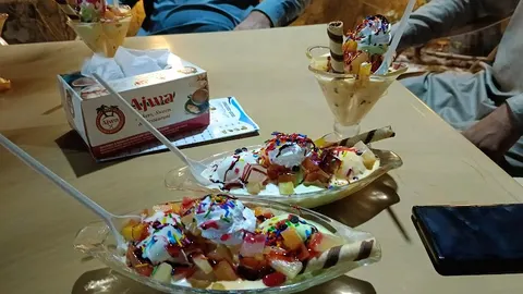 Ajwa Bakers & Restaurant Jhleum in Jhelum, Punjab