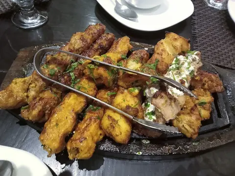 Salt n Pepper Express in Sargodha, Punjab