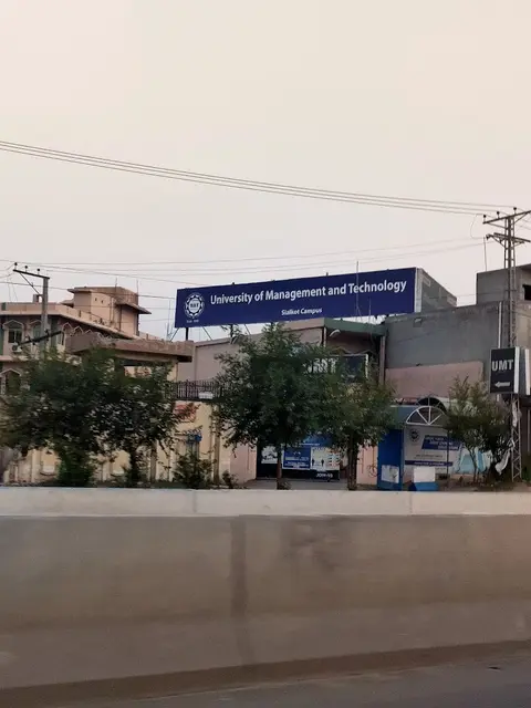 University of Management and Technology, Sialkot Campus in Sialkot, Punjab