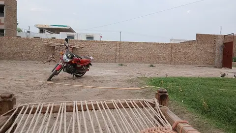 District Head Quarter Hospital in Lodhrān, Punjab
