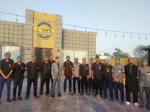 2nd Wife Restaurant in Mandi Bahauddin, Punjab