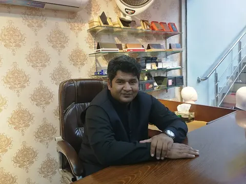 Bashir Tailors & B.T Garments in Sadiqabad, Punjab