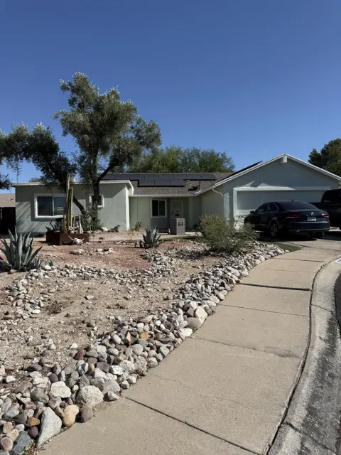 Residential stucco and exterior painting with desert landscaping in Tucson, AZ