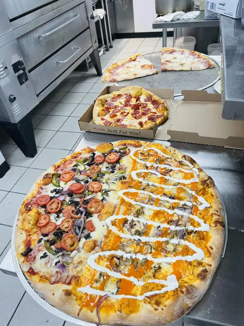Avent Ferry Pizza
