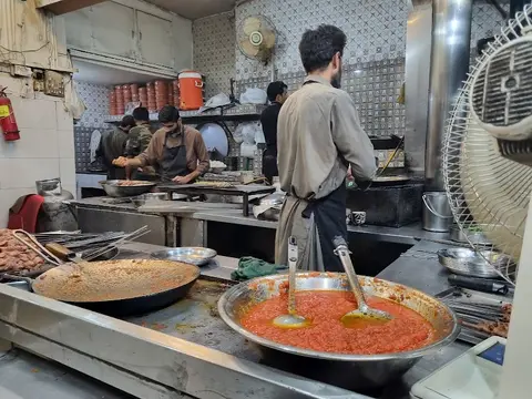 Aziz Mutton Tikka & Kabab Shop in Rawalpindi, Punjab