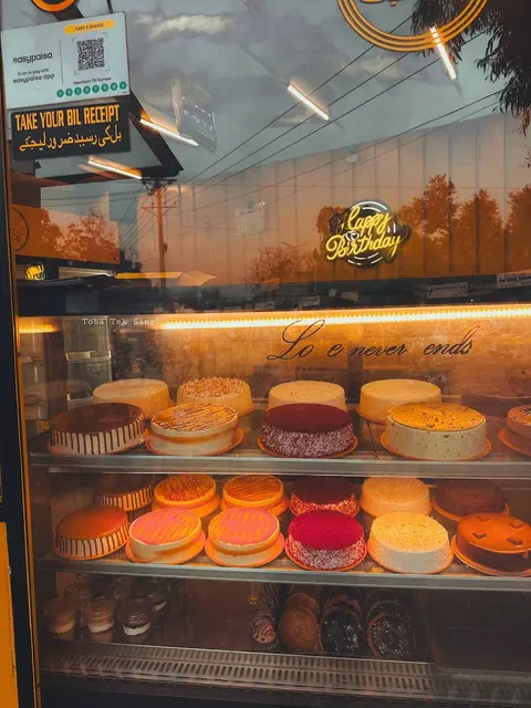 Cake Shake ( کیک شیک ) in Toba Tek Singh, Punjab