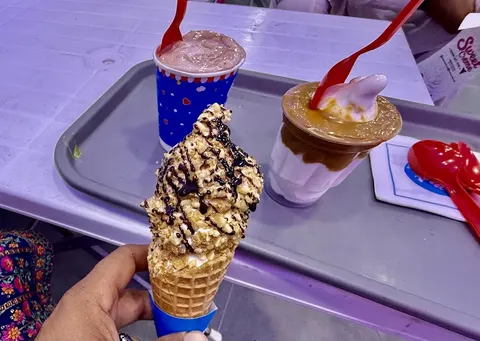 Sweet Creme in Sargodha, Punjab