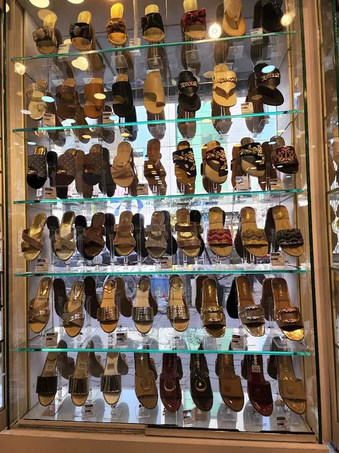 Metro Shoes in راولپنڈی, پنجاب