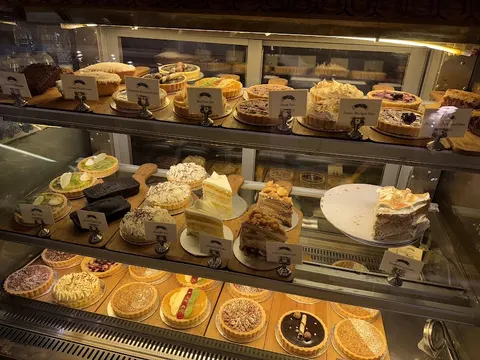 Paola's Cosa Nostra in Lahore, Punjab