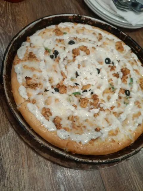 Papachino's Pizza Kitchen in Toba Tek Singh, Punjab