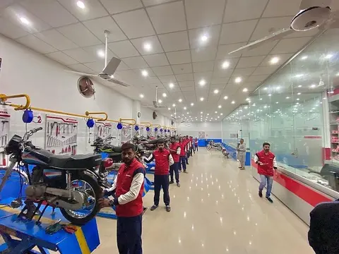 Hussain Honda Center in Ugoki, Punjab