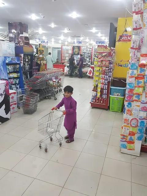 Shopping Club in Sahiwal, Punjab