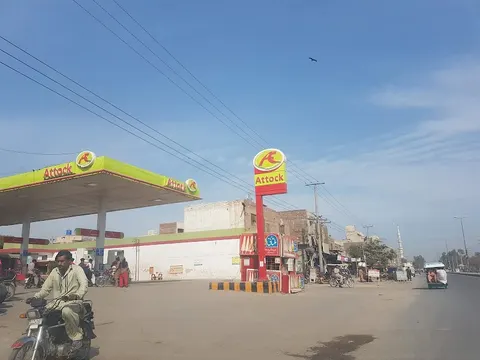 Chohan CNG & Filling Station چوہان سی این جی اینڈ فلنگ اسٹیشن in Sahiwal, Punjab