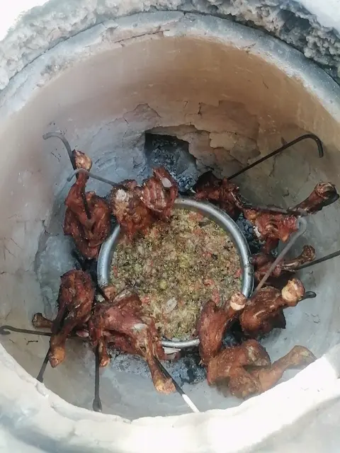 Ustad Ghulam Farid Sijji Shop in Dera Ghazi Khan, Punjab