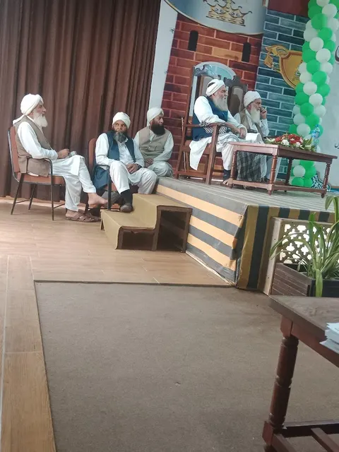 Madrisa Tul Binaat in Sadiqabad, Punjab