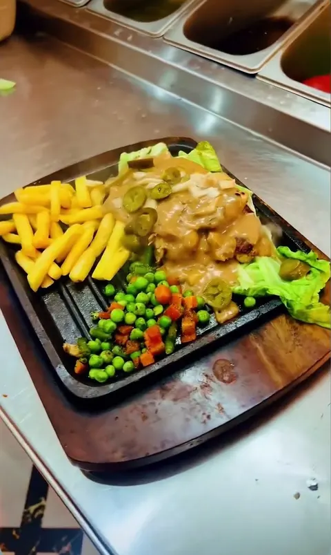 Tanzy’s Restaurant in Chakwal, Punjab