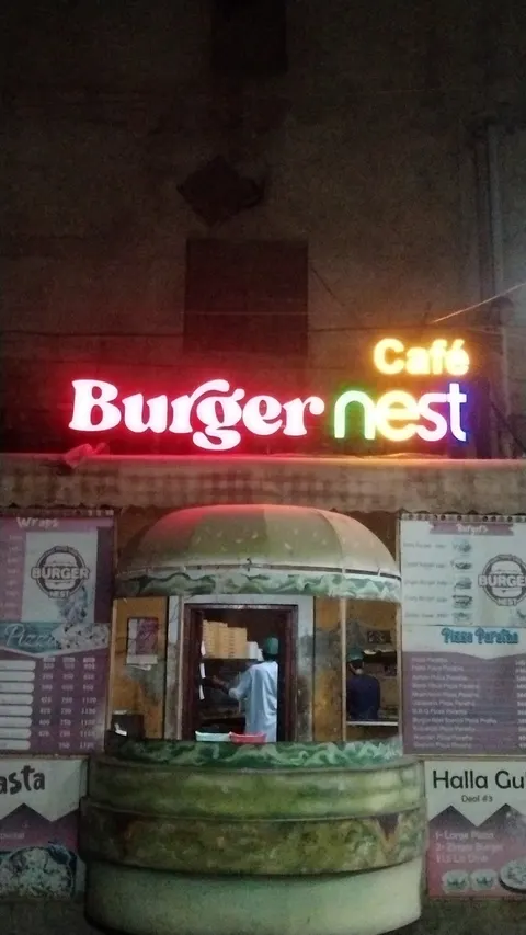 Burger Nest Fast Food Cafe in Burewala, Punjab
