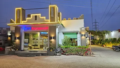 Fort Restaurant in Khanewal, Punjab