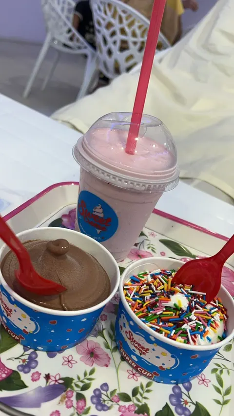 Sweet Creme - Mumtaz Market - Gujranwala in Gujranwala, Punjab