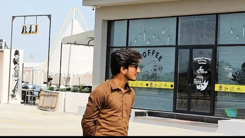 Cafe 804 in Jhang, Punjab