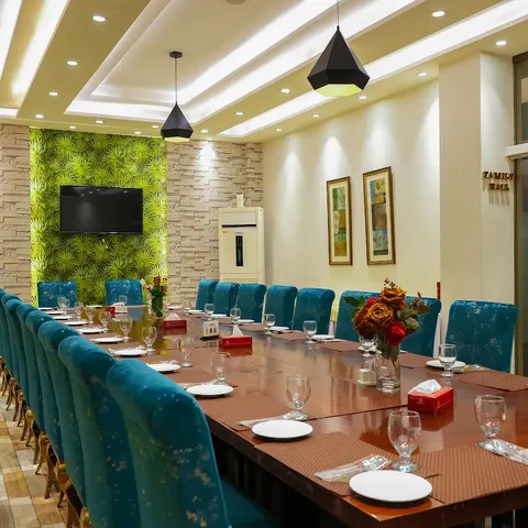 Chiniot Palace Restaurant in Faisalabad, Punjab