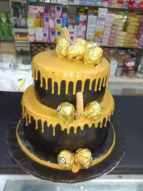 IDEAL SWEETS & BAKERS in Kamalia, Punjab