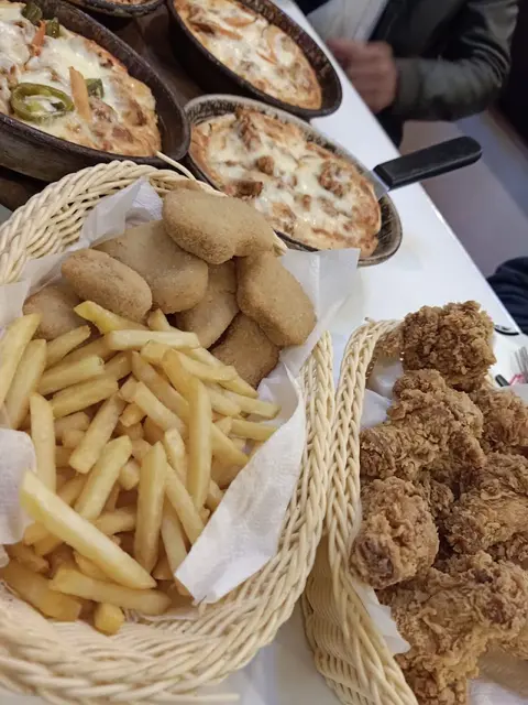 Gourmet Bakers & Sweets - Gourmet Food - Mahram Wala Lodhrān, Lodhran in Lodhrān, Punjab