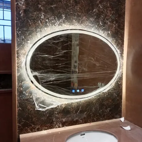 Royal Mirrors in Faisalabad, Punjab