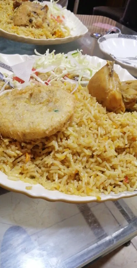 Hafiz Sweets & Bakers in Mandi Bahauddin, Punjab