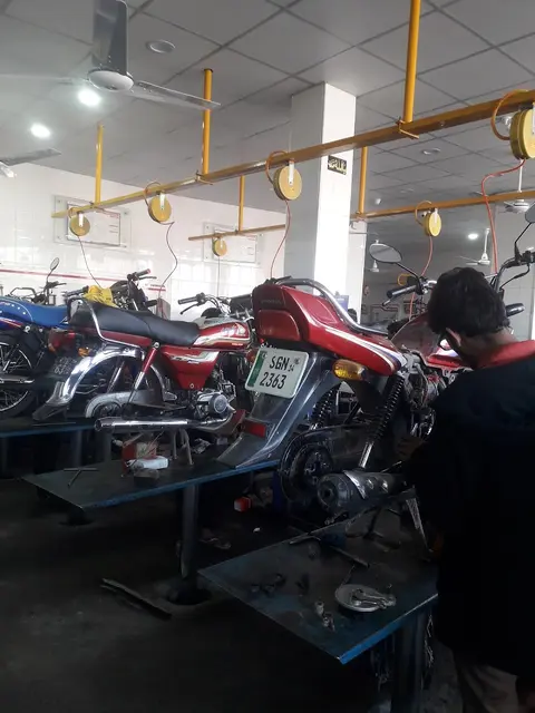 Shahid Honda Center in Chiniot, Punjab