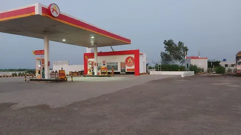 Khalid Mazari Petroleum Jhang 41 KM Sargodha Rd Jhamra