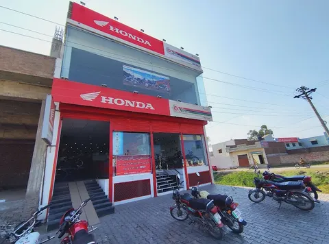 MNA traders - Naseer Traders (Atlas Honda Dealership & Claim Center) in Chiniot, Punjab
