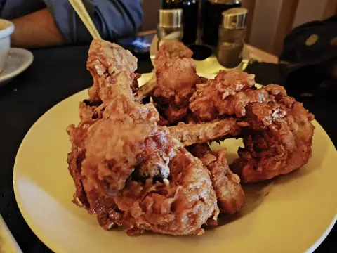 Hong Kong Chinese restaurant in Peshawar, Khyber Pakhtunkhwa
