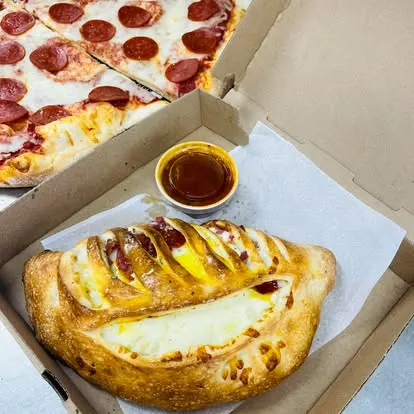 Avent Ferry Pizza