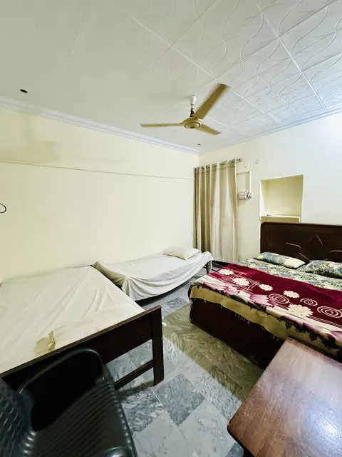 Rajpoot Hotel Railway Road Khanewal in Khanewal, Punjab