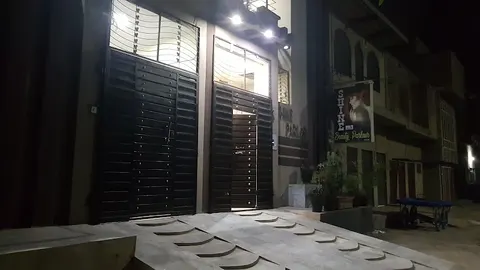Shine Beauty Parlour in Jhang, Punjab