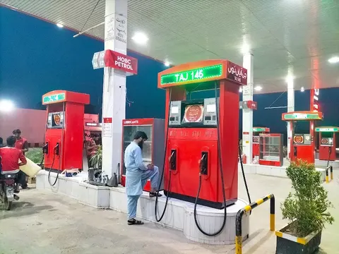 Umer Filling Station (TAJ-145) in Sahiwal, Punjab