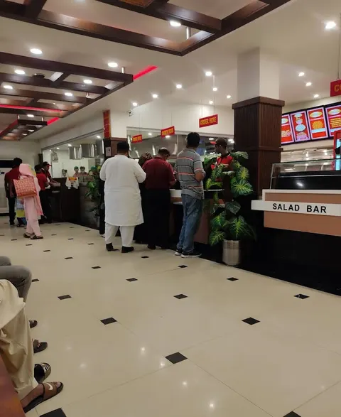 Mr. Wingg'z Sargodha in Sargodha, Punjab