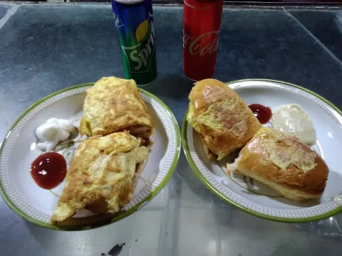 HAFIZ BURGER POINT in Lahore, Punjab