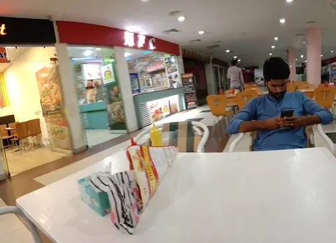 Hakim Mall in Mandi Bahauddin, Punjab